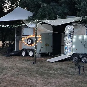Glamping In Style, Prospector Tent Luxury tent Crawley (West Sussex)
