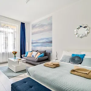 Oasis 2 Bd Budapest